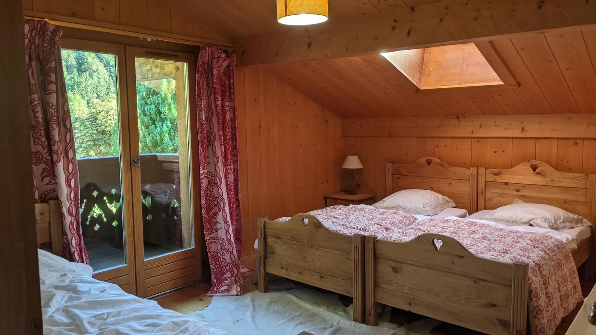Thendia Montblanc Villa Les Houches 0*,